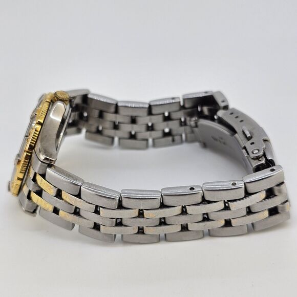 Houston Texans Women's Watch 32MM Gray Dial Two Tone Bands 7.25" New Battery - Picture 6 of 13